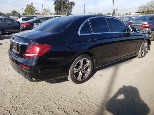 Photo 4 from auction – 2017 MERCEDES-BENZ E 300 with VIN WDDZF4JB6HA032282