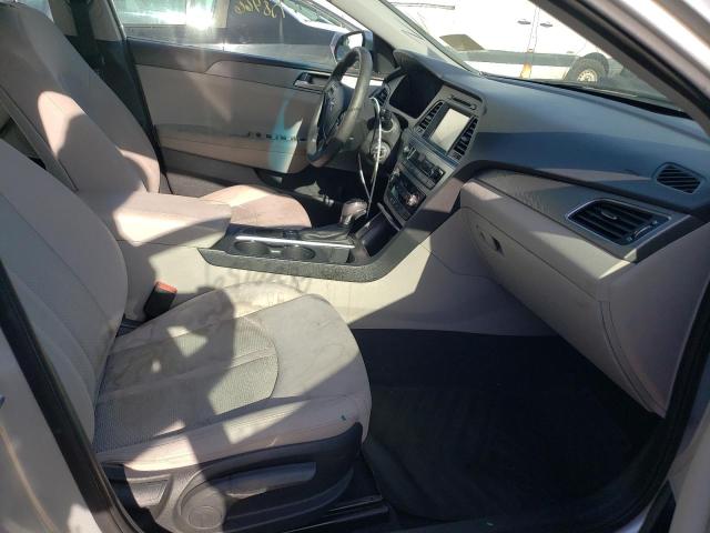 Photo 5 from auction – 2016 HYUNDAI SONATA SE with VIN 5NPE24AF0GH338487