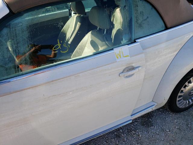 Photo 9 from auction – 2013 VOLKSWAGEN BEETLE with VIN 3VW5P7ATXDM815759