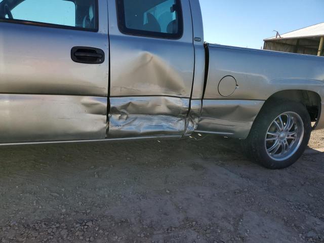 Photo 9 from auction – 2000 CHEVROLET SILVERADO with VIN 1GCEC19W9YZ357937