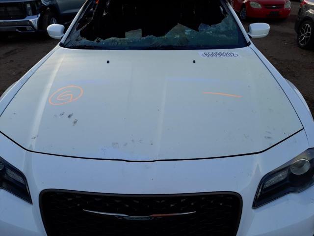 Photo 7 from auction – 2017 CHRYSLER 300 S with VIN 2C3CCABG4HH664690