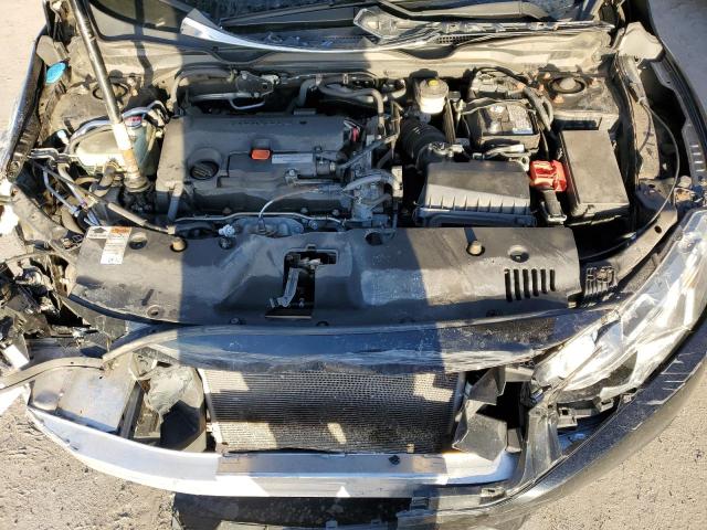 Photo 7 from auction – 2016 HONDA CIVIC LX with VIN 19XFC2F54GE053513