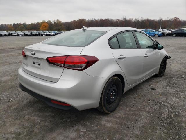 Photo 4 from auction – 2017 KIA FORTE LX with VIN 3KPFK4A7XHE032349