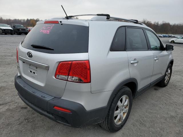 Photo 4 from auction – 2012 KIA SORENTO BA with VIN 5XYKT3A61CG240533