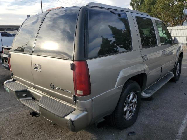 Photo 4 from auction – 2000 CADILLAC ESCALADE with VIN 1GYEK13R6YR162605