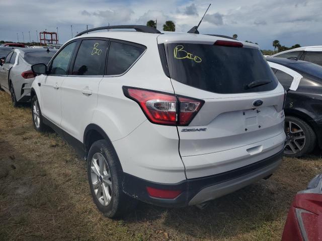 Photo 3 from auction – 2018 FORD ESCAPE SE with VIN 1FMCU9GD1JUD28404