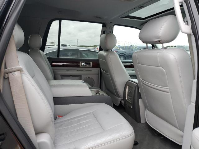 Photo 6 from auction – 2004 LINCOLN NAVIGATOR with VIN 5LMFU27R14LJ30493
