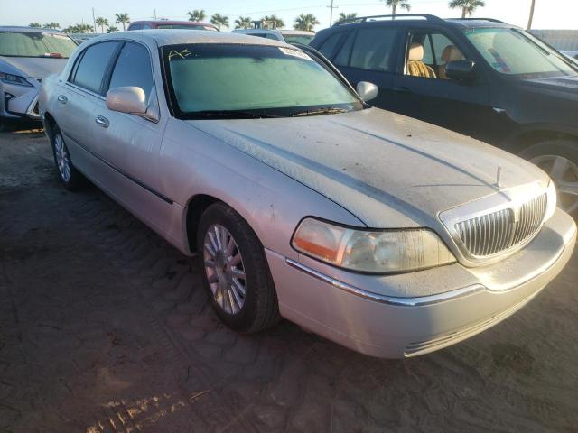 LINCOLN TOWN CAR U 2004 with VIN 1LNHM83W44Y680767 - Photo from auction