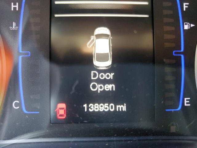 Photo 8 from auction – 2015 CHRYSLER 200 LIMITE with VIN 1C3CCCAB2FN753650