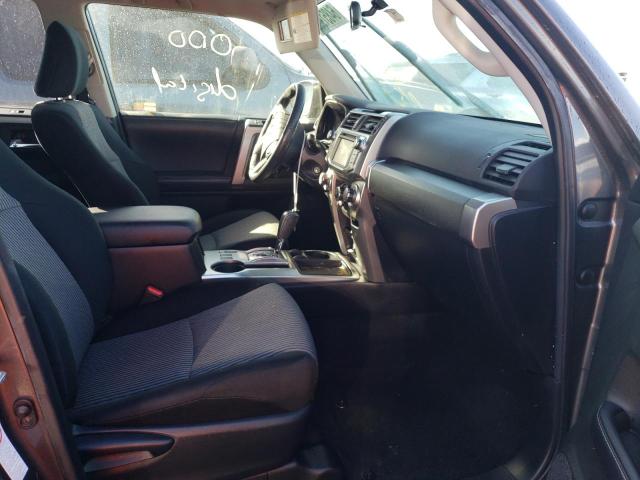 Photo 5 from auction – 2018 TOYOTA 4RUNNER SR with VIN JTEZU5JR9J5176843