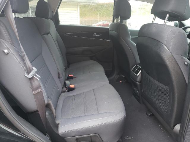 Photo 6 from auction – 2017 KIA SORENTO LX with VIN 5XYPGDA3XHG251978