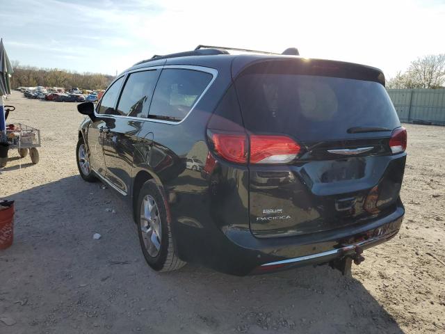 Photo 3 from auction – 2017 CHRYSLER PACIFICA T with VIN 2C4RC1BGXHR668694