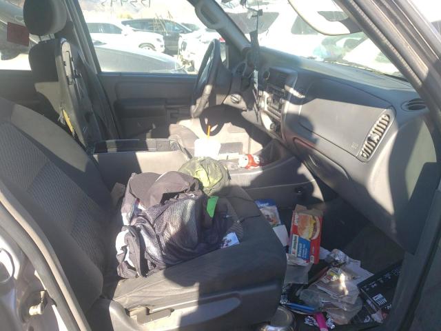 Photo 5 from auction – 2005 FORD EXPLORER S with VIN 1FMZU77K25UB40283