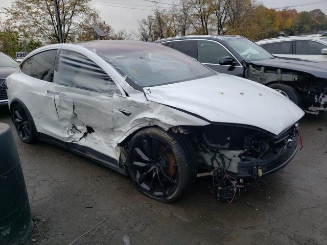 TESLA MODEL X 2017 with VIN 5YJXCBE28HF076428 - Photo from auction