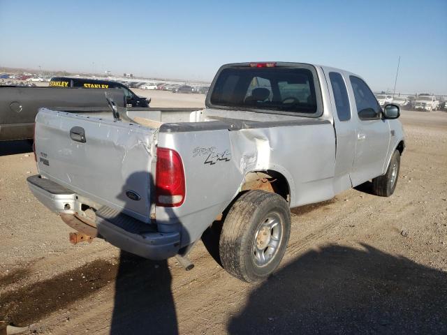 Photo 4 from auction – 2003 FORD F150 with VIN 2FTRX18W63CA20655