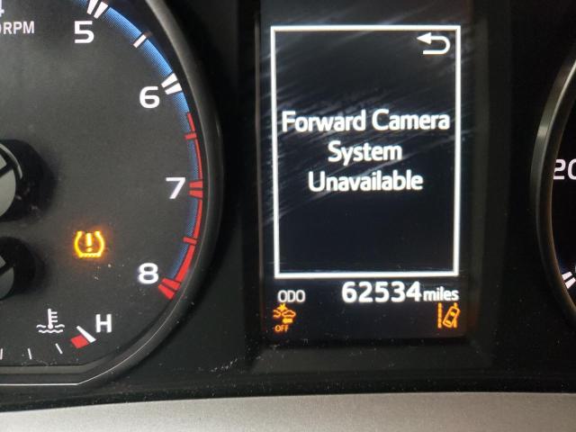 Photo 8 from auction – 2018 TOYOTA RAV4 LE with VIN JTMZFREV9JD115849