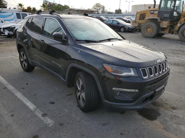 JEEP COMPASS LA 2017 with VIN 3C4NJDBB8HT660326 - Photo from auction