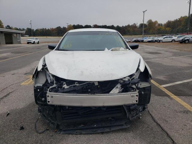 Photo 9 from auction – 2017 NISSAN ALTIMA 2.5 with VIN 1N4AL3AP3HC472881