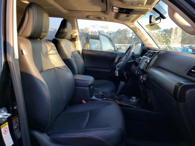 Photo 5 from auction – 2019 TOYOTA 4RUNNER TR with VIN JTEBU5JR3K5680890