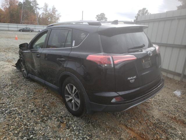 Photo 3 from auction – 2017 TOYOTA RAV4 XLE with VIN 2T3WFREV2HW353753