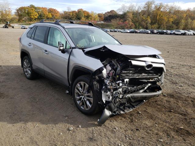 TOYOTA RAV4 XLE P 2022 with VIN 2T3A1RFVXNC312632 - Photo from auction