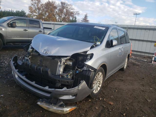 Photo 2 from auction – 2011 TOYOTA SIENNA XLE with VIN 5TDYK3DC8BS105498