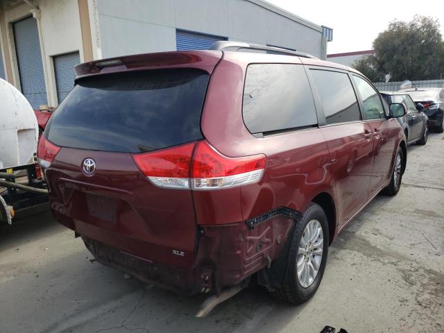 Photo 4 from auction – 2011 TOYOTA SIENNA XLE with VIN 5TDYK3DC3BS008743