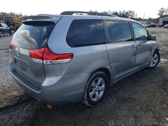 Photo 4 from auction – 2011 TOYOTA SIENNA LE with VIN 5TDKK3DC5BS023086