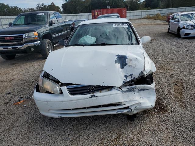 Photo 9 from auction – 2000 TOYOTA CAMRY with VIN 4T1BG22K5YU932743
