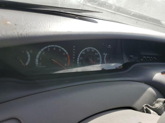 Photo 8 from auction – 2002 TOYOTA AVALON XL with VIN 4T1BF28BX2U252791