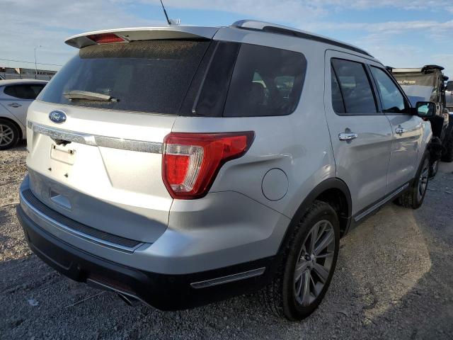 Photo 4 from auction – 2018 FORD EXPLORER L with VIN 1FM5K7F87JGB11347