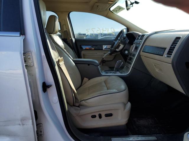 Photo 5 from auction – 2010 LINCOLN MKX with VIN 2LMDJ6JCXABJ06515
