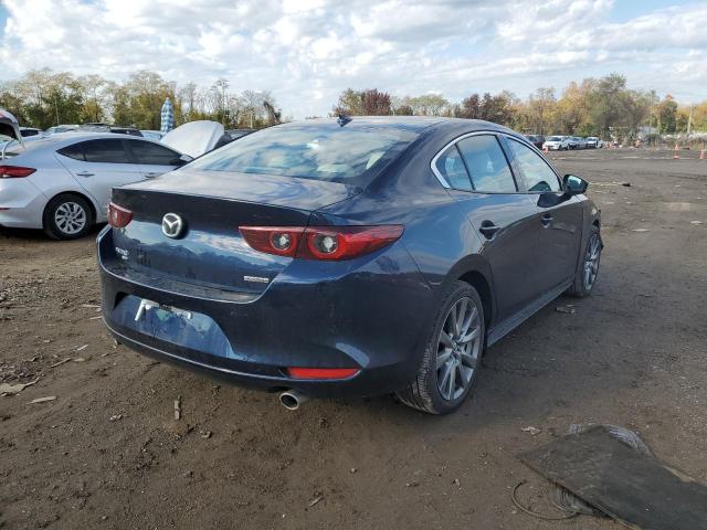 Photo 4 from auction – 2022 MAZDA 3 PREMIUM with VIN 3MZBPBDL3NM308401