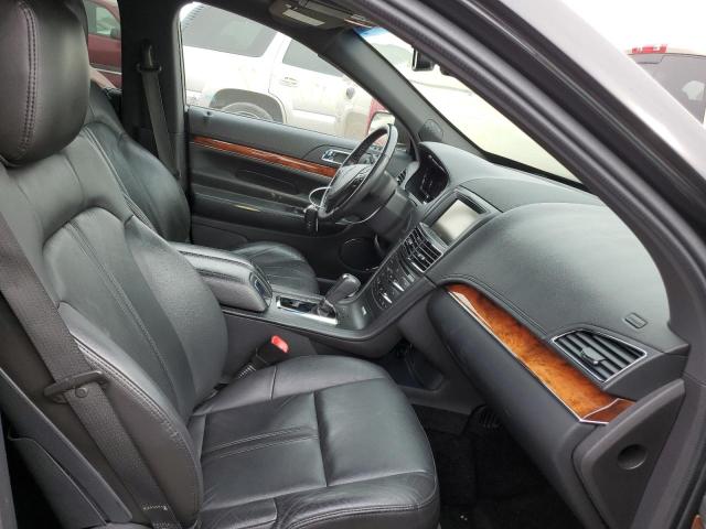 Photo 5 from auction – 2014 LINCOLN MKT with VIN 2LMHJ5NK5EBL57817