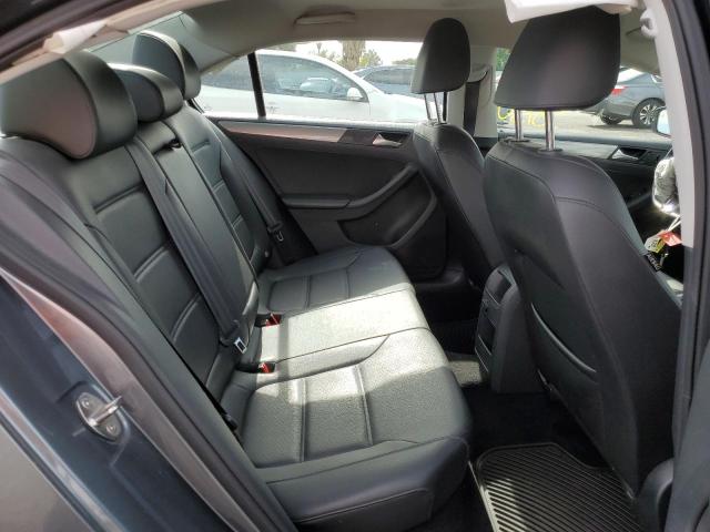 Photo 6 from auction – 2017 VOLKSWAGEN JETTA SE with VIN 3VWDB7AJXHM366419