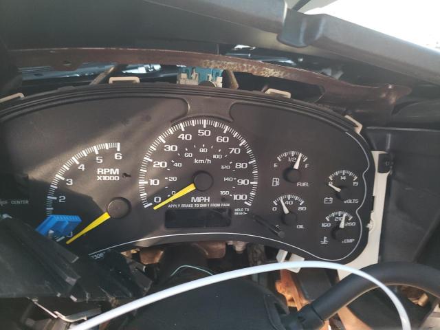Photo 8 from auction – 2000 CHEVROLET SILVERADO with VIN 1GCEC14V4YE310272