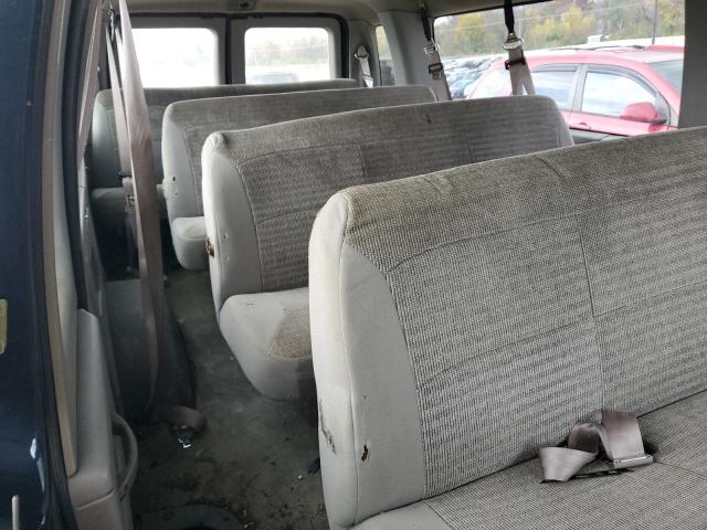 Photo 6 from auction – 2002 FORD ECONOLINE with VIN 1FBSS31L32HA80447