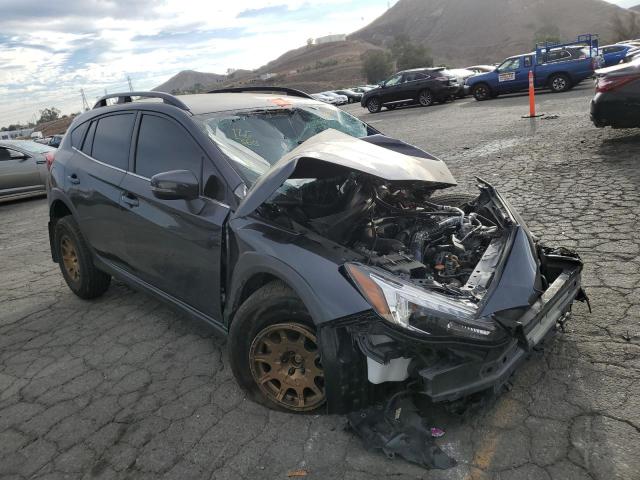 SUBARU CROSSTREK 2018 with VIN JF2GTAJC3J8319255 - Photo from auction