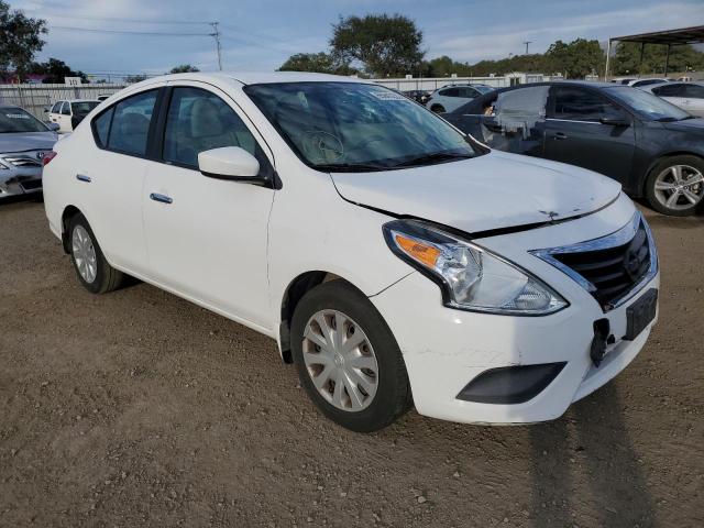 NISSAN VERSA S 2015 with VIN 3N1CN7AP8FL807626 - Photo from auction
