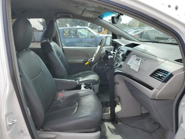 Photo 5 from auction – 2011 TOYOTA SIENNA LE with VIN 5TDKK3DC6BS115310