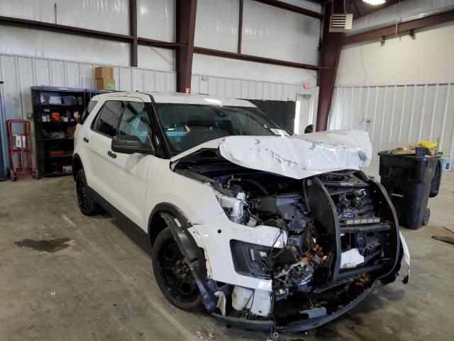 FORD EXPLORER P 2018 with VIN 1FM5K8AR1JGB58766 - Photo from auction