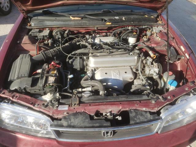 Photo 7 from auction – 1997 HONDA ACCORD LX with VIN 1HGCD5633VA105408