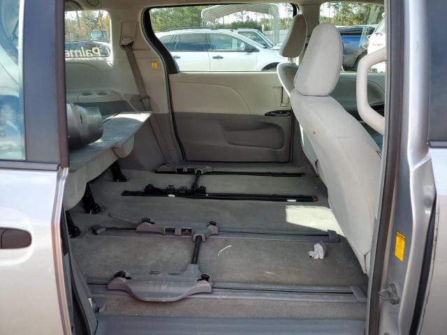 Photo 6 from auction – 2013 TOYOTA SIENNA with VIN 5TDZK3DC3DS304420