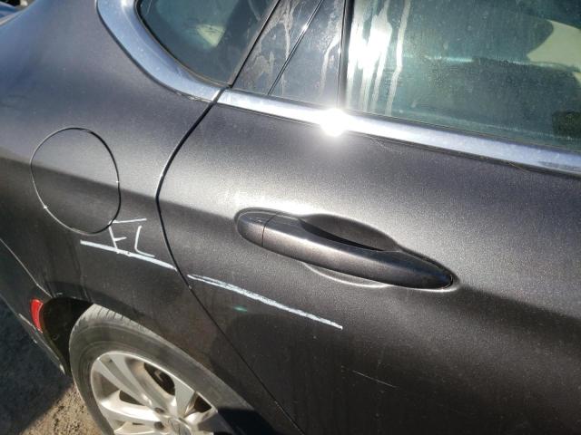 Photo 9 from auction – 2015 CHRYSLER 200 LIMITE with VIN 1C3CCCAG1FN516563