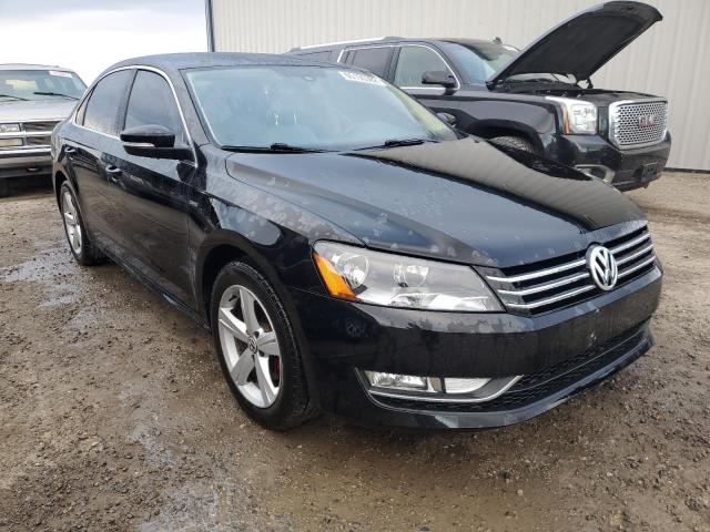VOLKSWAGEN PASSAT S 2015 with VIN 1VWAS7A37FC116686 - Photo from auction