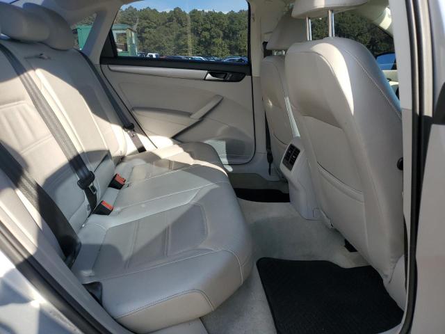 Photo 6 from auction – 2014 VOLKSWAGEN PASSAT SE with VIN 1VWBS7A33EC119460