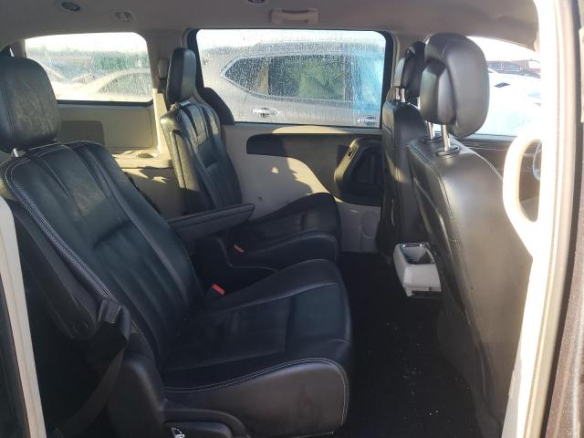 Photo 6 from auction – 2014 CHRYSLER TOWN & COU with VIN 2C4RC1BG6ER295892