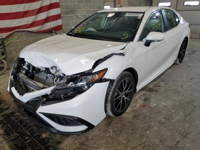 Photo 2 from auction – 2022 TOYOTA CAMRY SE with VIN 4T1G11AK0NU659841