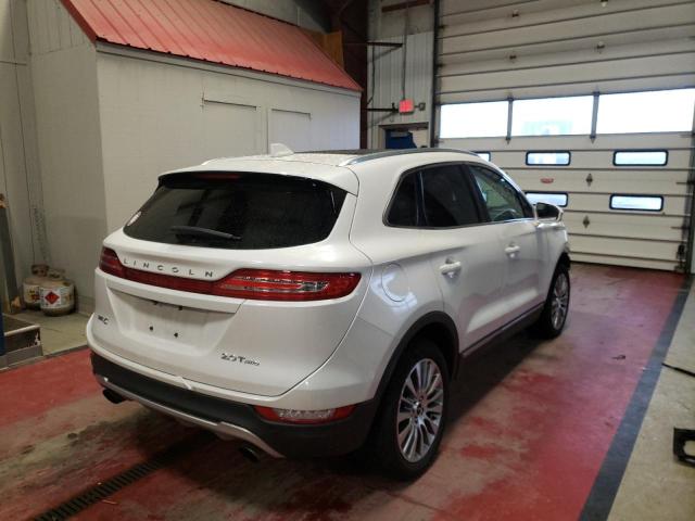 Photo 4 from auction – 2017 LINCOLN MKC RESERV with VIN 5LMCJ3D97HUL11667