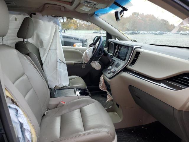 Photo 5 from auction – 2015 TOYOTA SIENNA XLE with VIN 5TDYK3DC6FS628881